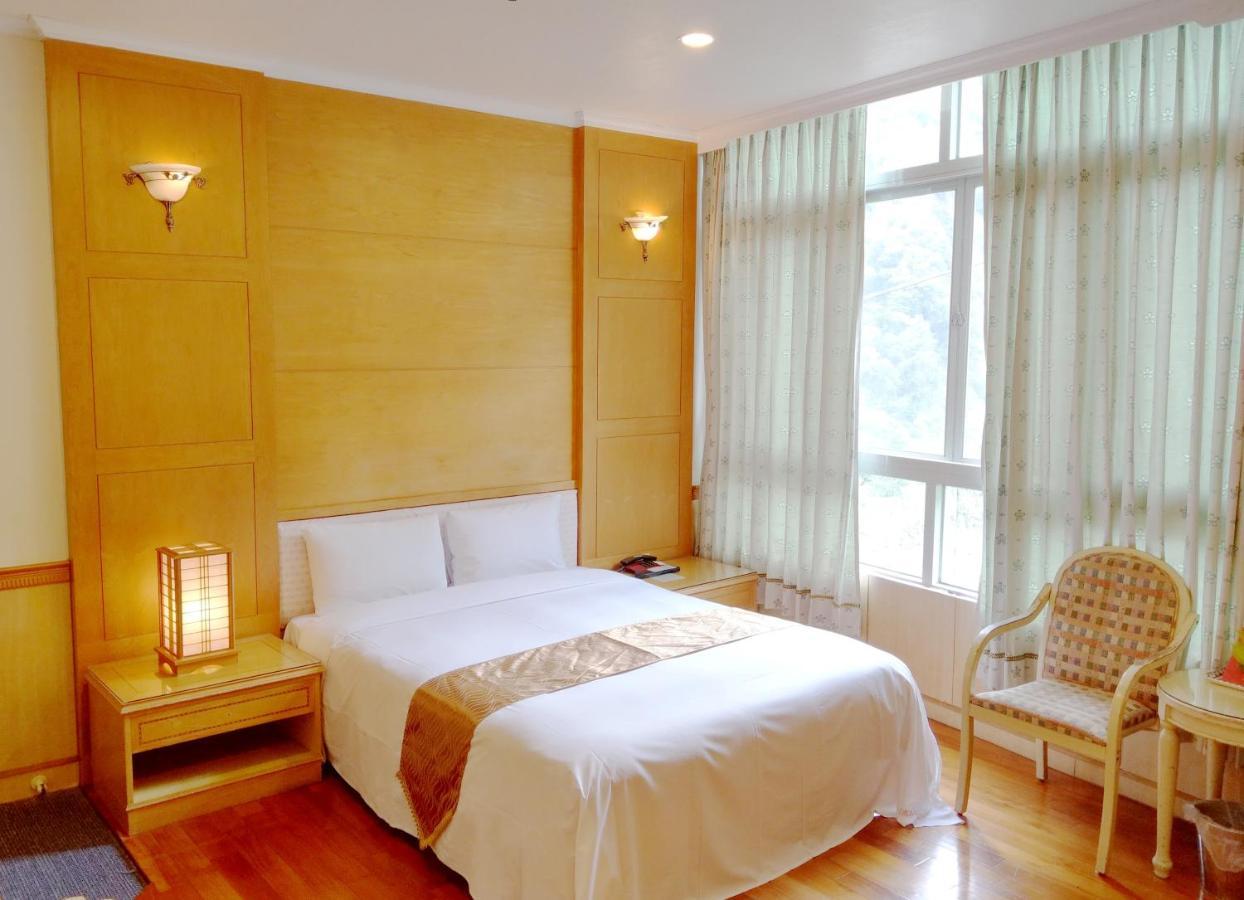 Jenq Yang Hotspring Hotel Ren'ai Exterior foto