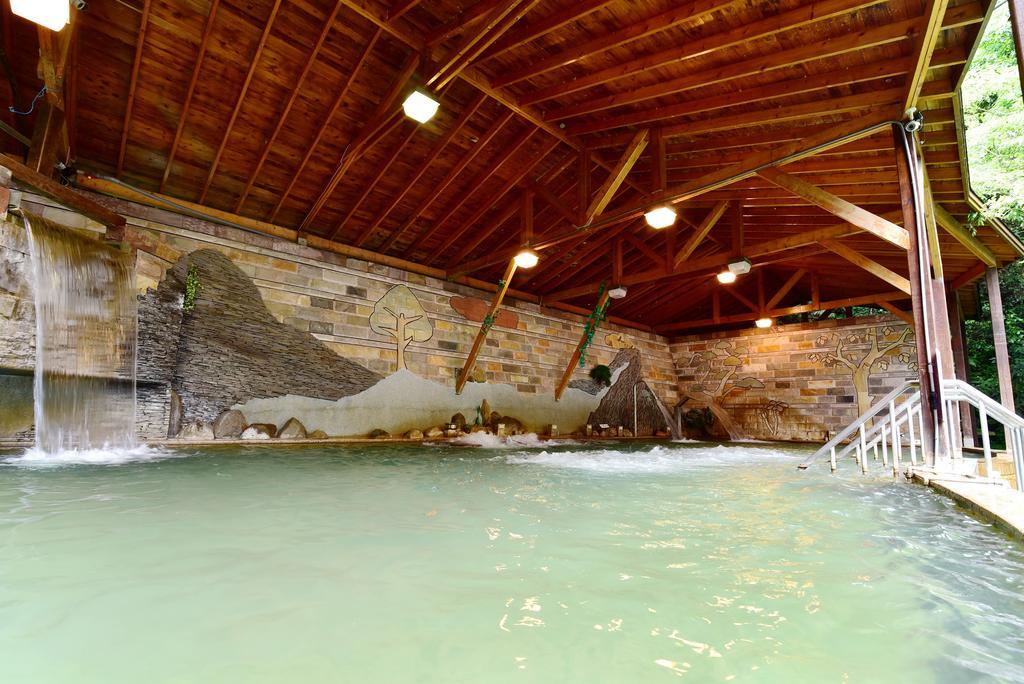 Jenq Yang Hotspring Hotel Ren'ai Exterior foto