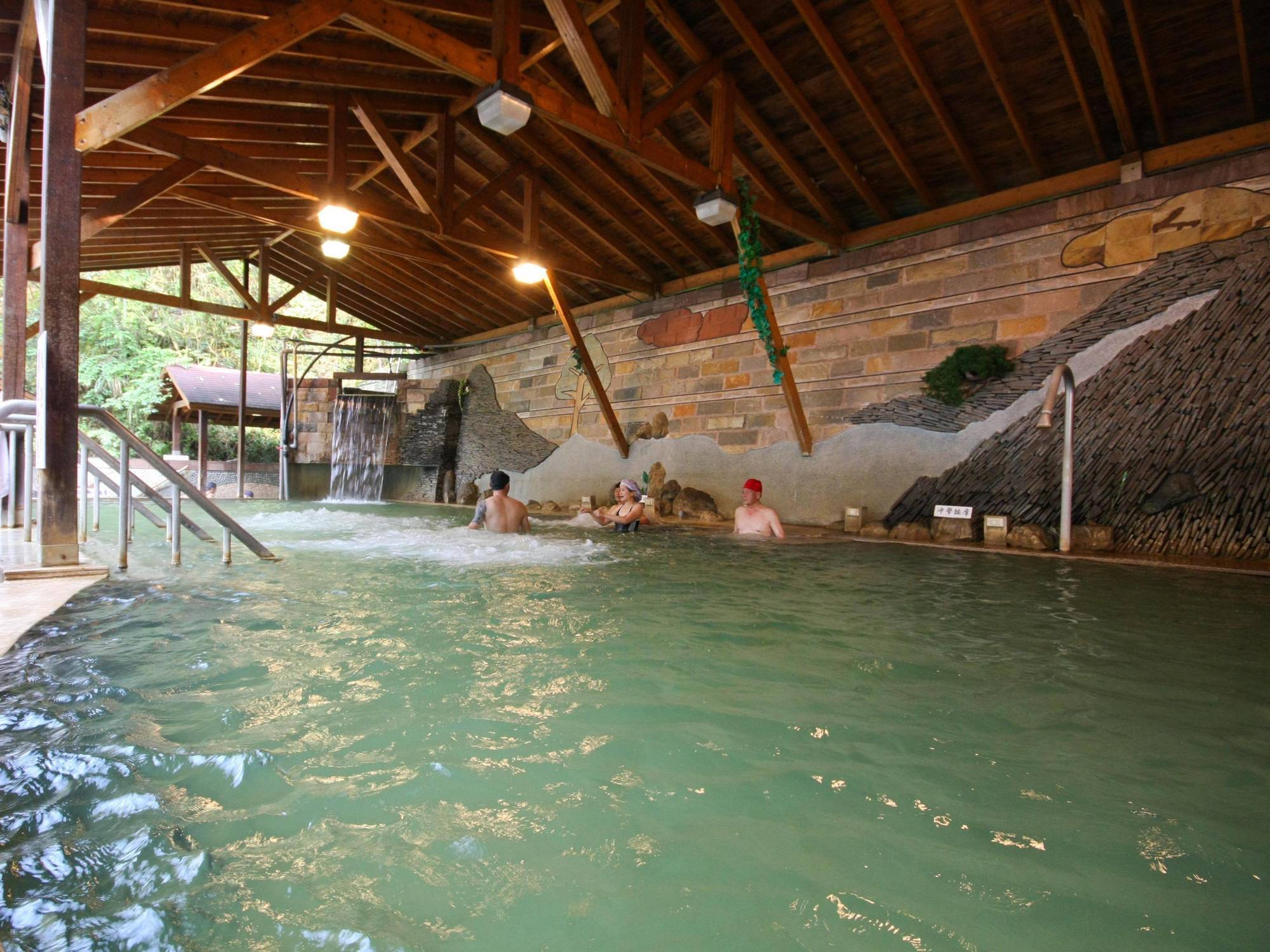 Jenq Yang Hotspring Hotel Ren'ai Exterior foto